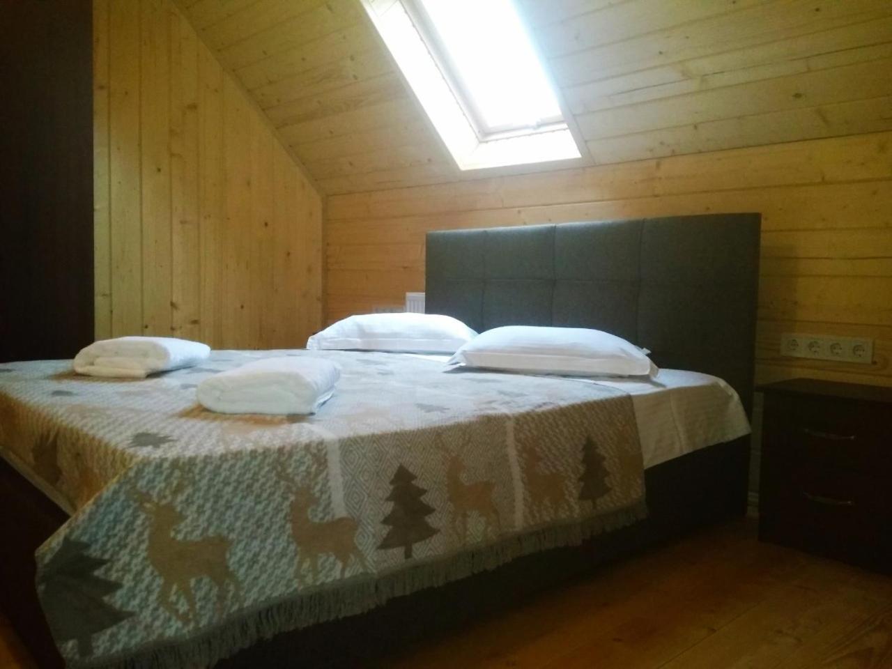 Hotel Galushko Mykulychyn Habitación foto